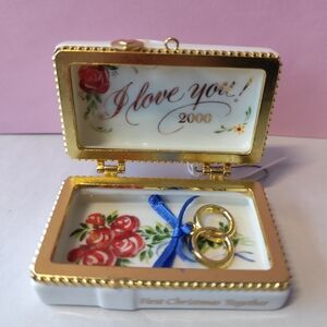 2000 Carlton Cards First Xmas together keepsake Ornament